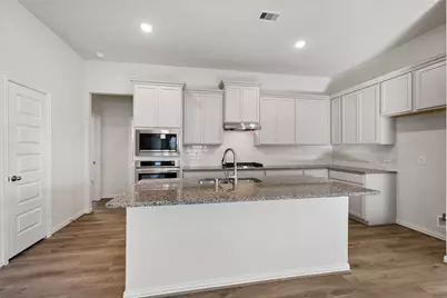 3012 Rodeo Drive, League City, TX 77573 - Photo 2