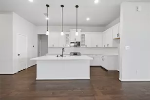 3012 Rodeo Dr, League City, TX 77573 - Photo 6