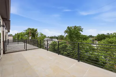 1525 Caywood Lane #D, Houston, TX 77055 - Photo 4