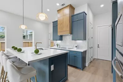 1525 Caywood Lane #D, Houston, TX 77055 - Photo 10