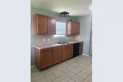 4419 Amaryllis Avenue, Baytown, TX 77521 - Photo 6