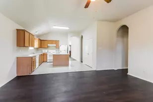 4522 Marquis Ave, Baytown, TX 77521 - Photo 4