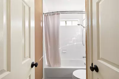 3411 Glastonbury Drive, Pearland, TX 77581 - Photo 36