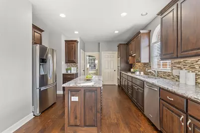 3411 Glastonbury Drive, Pearland, TX 77581 - Photo 8