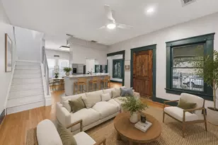 3613 Audubon Pl, Houston, TX 77006 - Photo 2
