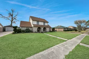 15423 Ridingwood Dr, Houston, TX 77489 - Photo 2