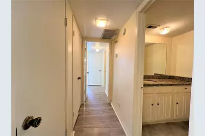 2120 Wilcrest Drive #121, Houston, TX 77042 - Photo 22