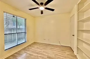 2120 Wilcrest Dr, Houston, TX 77042 - Photo 18