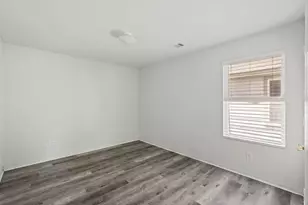 16115 Sheldon Ridge Way, Houston, TX 77044 - Photo 10