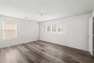 16115 Sheldon Ridge Way, Houston, TX 77044 - Photo 14