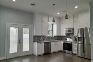 7828 Pardee St, Houston, TX 77028 - Photo 8