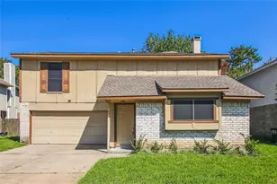 9414 Crystal Cove Cir, Houston, TX 77070 - Photo 1