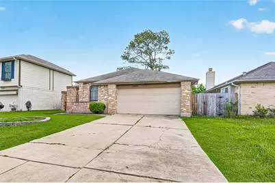 12403 Meadow Ridge Dr, Stafford, TX 77477 - Photo 2