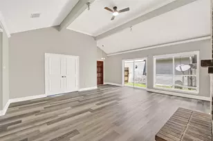 12403 Meadow Ridge Dr, Stafford, TX 77477 - Photo 8