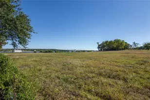 10827 Bourbon St, Willis, TX 77318 - Photo 46