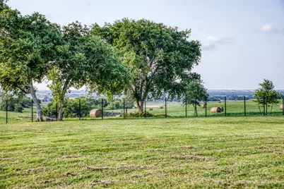 3575 County Road 271, Moulton, TX 77975 - Photo 16