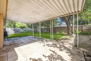 9407 Meadowbriar Ln, Houston, TX 77063 - Photo 34