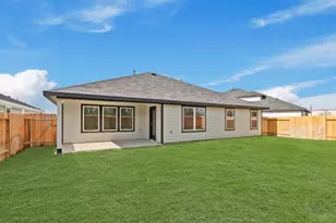 129 Wildflower Ln, Dayton, TX 77535 - Photo 18