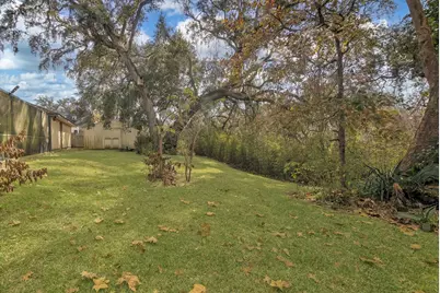 137 Arrowwood Street, Lake Jackson, TX 77566 - Photo 34