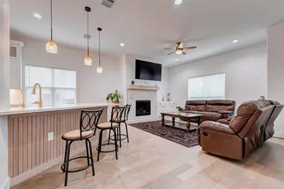 8617 Kari Court, Jersey Village, TX 77040 - Photo 4