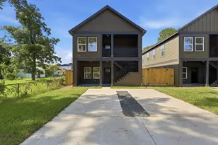 2516 Lucky St, Houston, TX 77088 - Photo 4