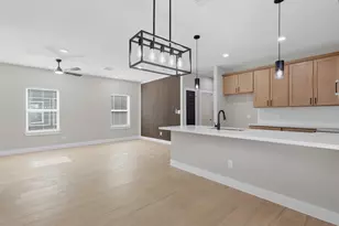 2516 Lucky St, Houston, TX 77088 - Photo 12