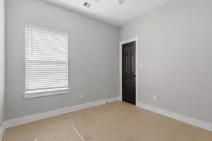 2516 Lucky St, Houston, TX 77088 - Photo 18
