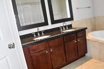 2922 Leeland Street, Houston, TX 77003 - Photo 40