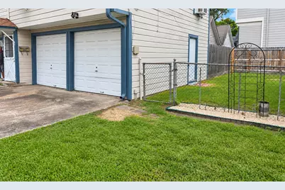 1103 E 23rd Street #2, Houston, TX 77009 - Photo 14