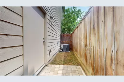 8749 Bryam, Houston, TX 77061 - Photo 40