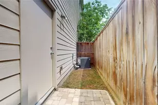 8749 Bryam, Houston, TX 77061 - Photo 40