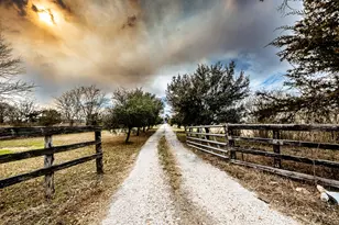 877 Fm 247 Rd, Huntsville, TX 77320 - Photo 10