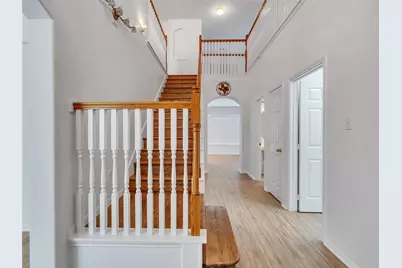 10723 Fletcher Bridge Lane, Sugar Land, TX 77498 - Photo 6