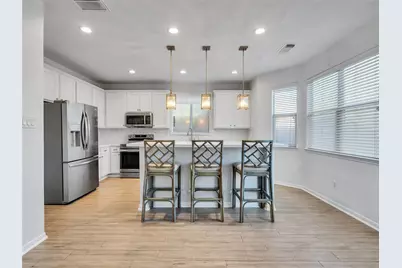 10723 Fletcher Bridge Lane, Sugar Land, TX 77498 - Photo 4