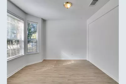 10723 Fletcher Bridge Lane, Sugar Land, TX 77498 - Photo 8