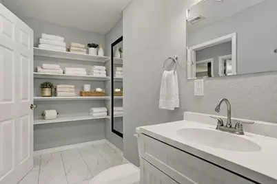 4821 Brinkley Street, Houston, TX 77033 - Photo 6