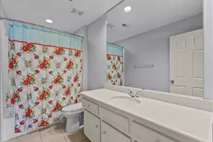 2422 Fairwind Dr, Houston, TX 77062 - Photo 30