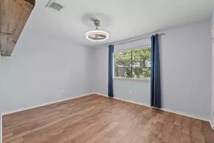 2422 Fairwind Dr, Houston, TX 77062 - Photo 28