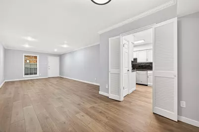 359 N Post Oak Lane #127, Houston, TX 77024 - Photo 10