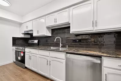 359 N Post Oak Lane #127, Houston, TX 77024 - Photo 16