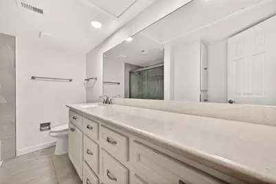 359 N Post Oak Lane #127, Houston, TX 77024 - Photo 22