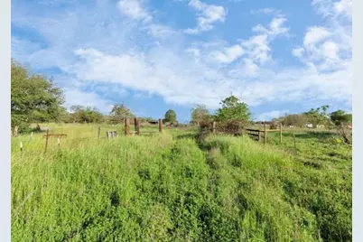 651 Gebhardt, Sealy, TX 77474 - Photo 6