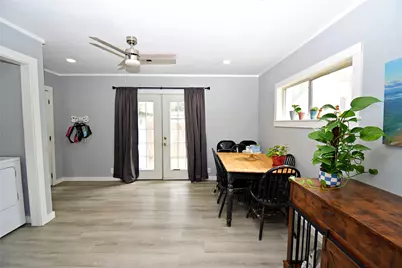 300 N Walnut Street, Wharton, TX 77488 - Photo 8