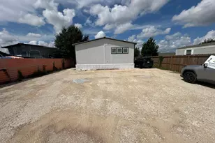 527 Rd 5603, Cleveland, TX 77327 - Photo 4