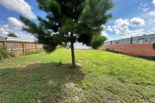 527 Rd 5603, Cleveland, TX 77327 - Photo 6