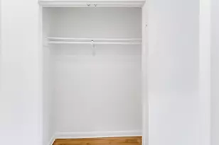 10075 Westpark Dr, Houston, TX 77042 - Photo 14