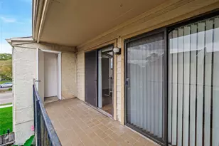 10075 Westpark Dr, Houston, TX 77042 - Photo 16