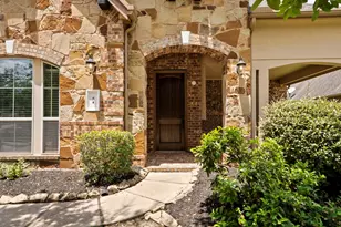 51 Chestnut Meadow Dr, Conroe, TX 77384 - Photo 2