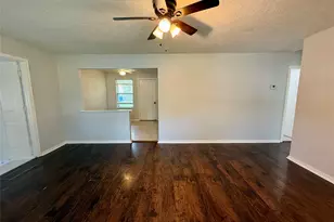 502 E Jackson St, West Columbia, TX 77486 - Photo 8