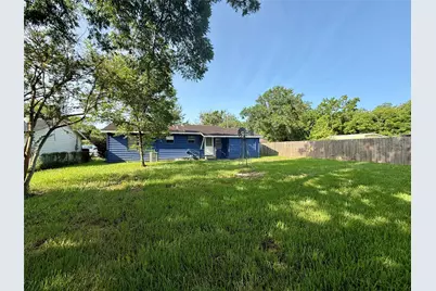 502 E Jackson Street, West Columbia, TX 77486 - Photo 6